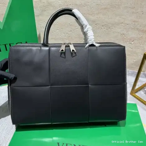 Official Brother Sam 2406YA0020 Veneta Bottega Bags 0620